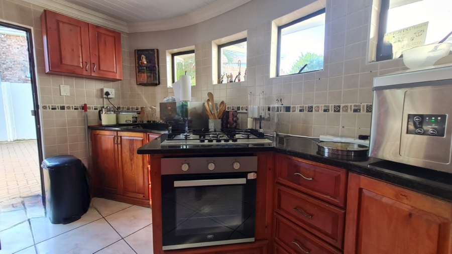 3 Bedroom Property for Sale in Dana Bay Western Cape